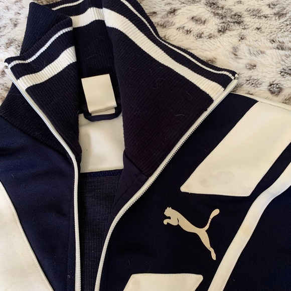 PUMA-Vintage full zip front with large cowl neck women’s size med - Picture 2 of 5